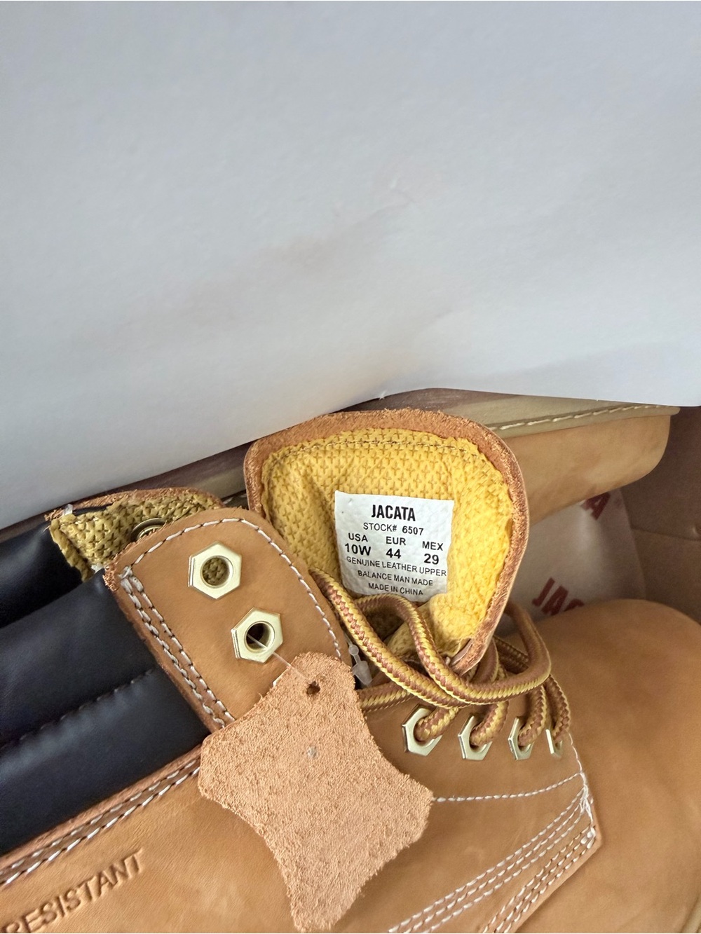 Shoes - Picture 4 of 4